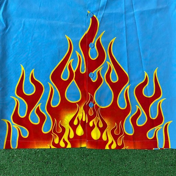 Vintage Y2K JNCO button up shortsleeve shirt. - Picture 2 of 6